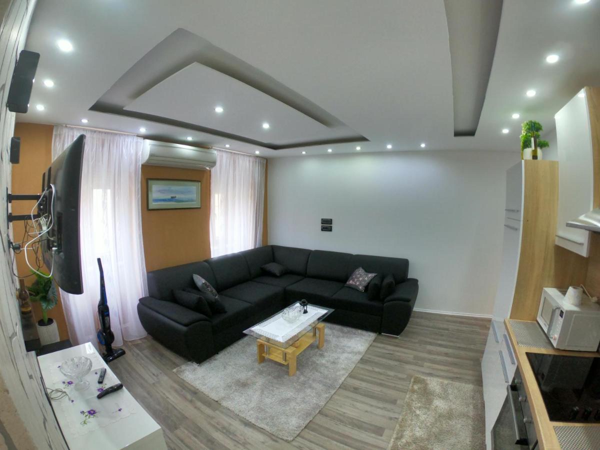 Apartmani Majetic Omisalj Exterior photo