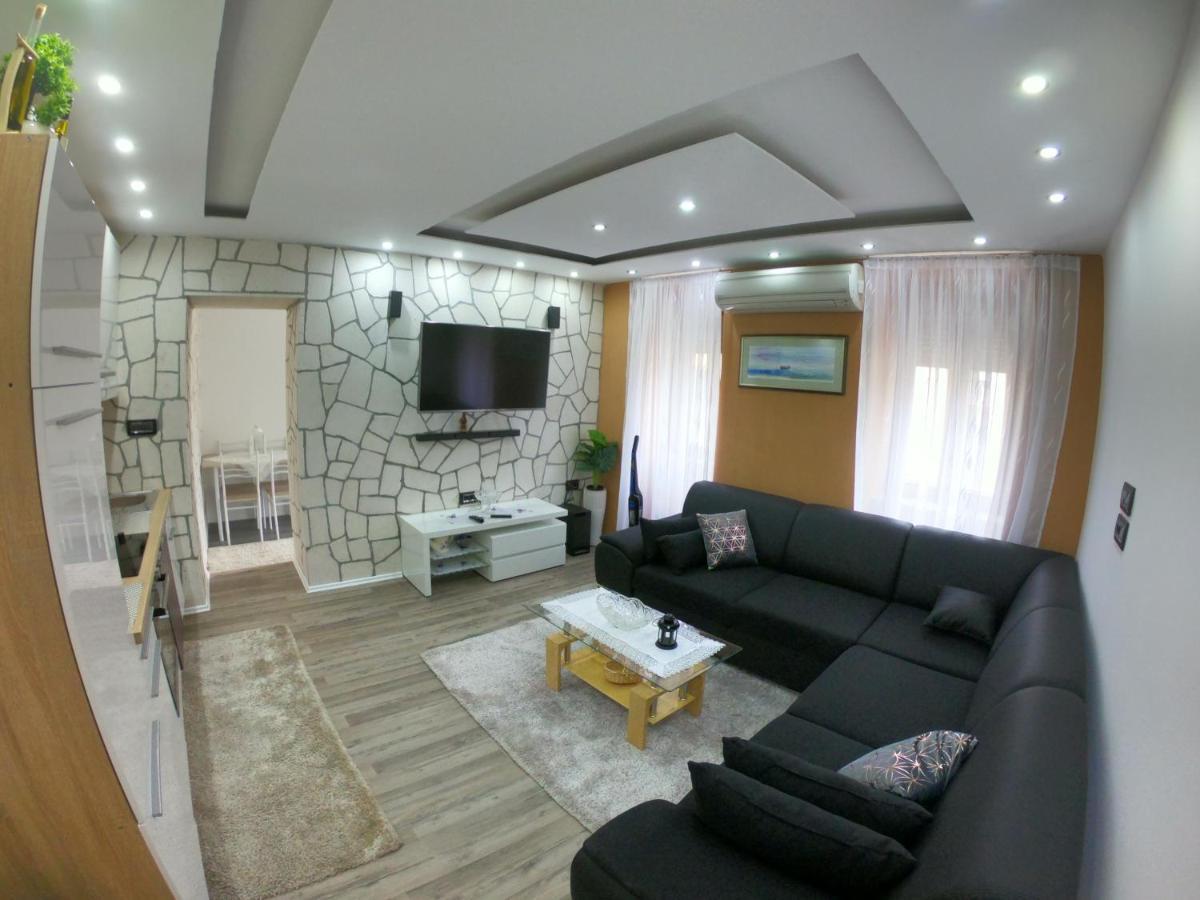 Apartmani Majetic Omisalj Exterior photo