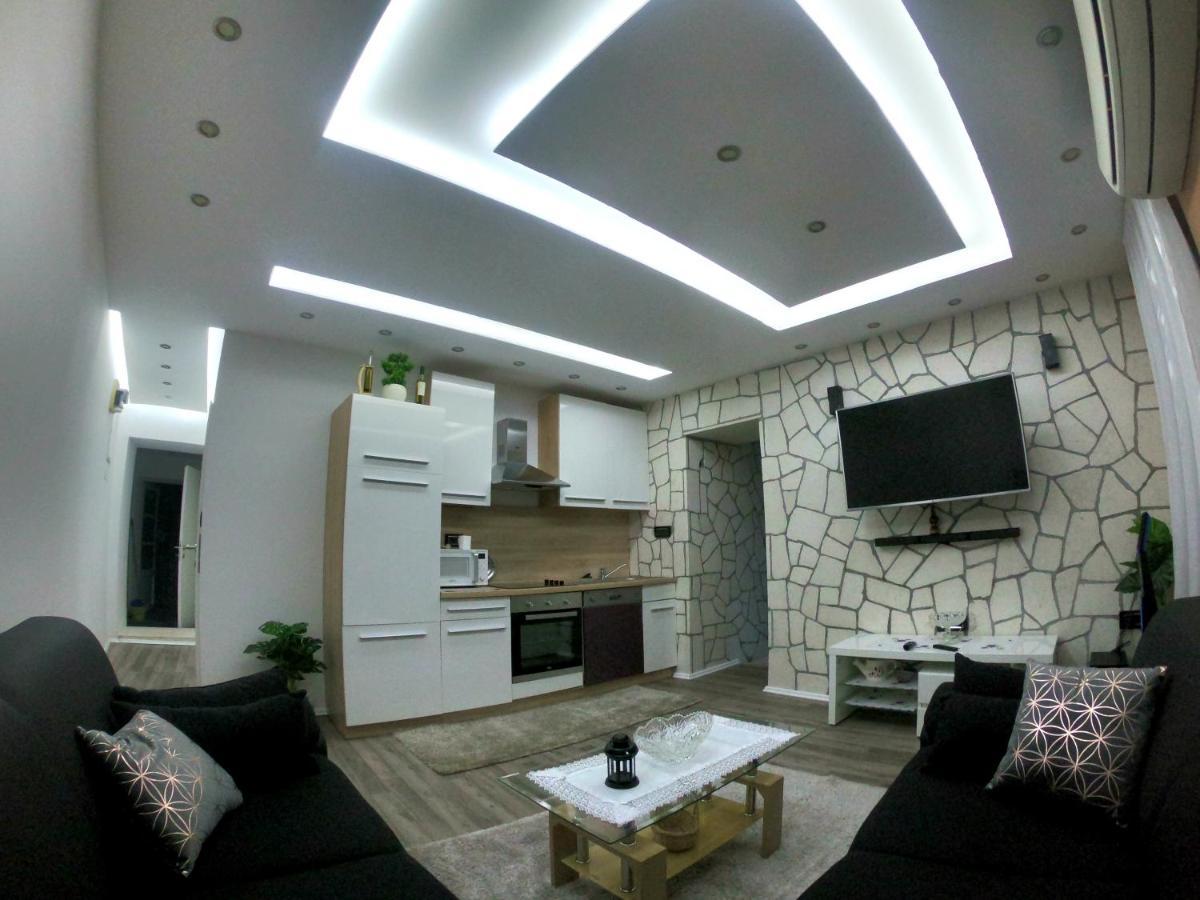 Apartmani Majetic Omisalj Exterior photo