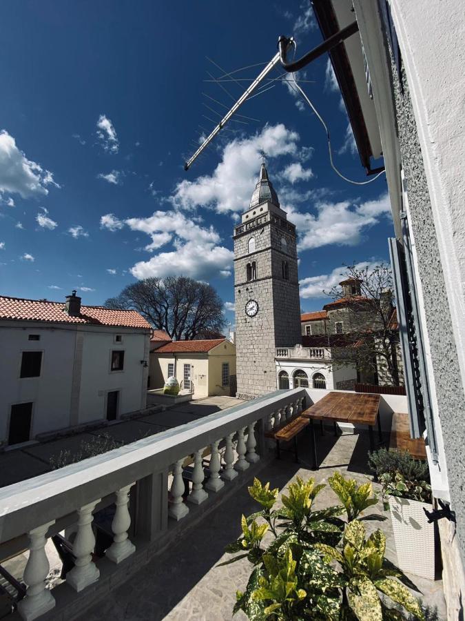 Apartmani Majetic Omisalj Exterior photo